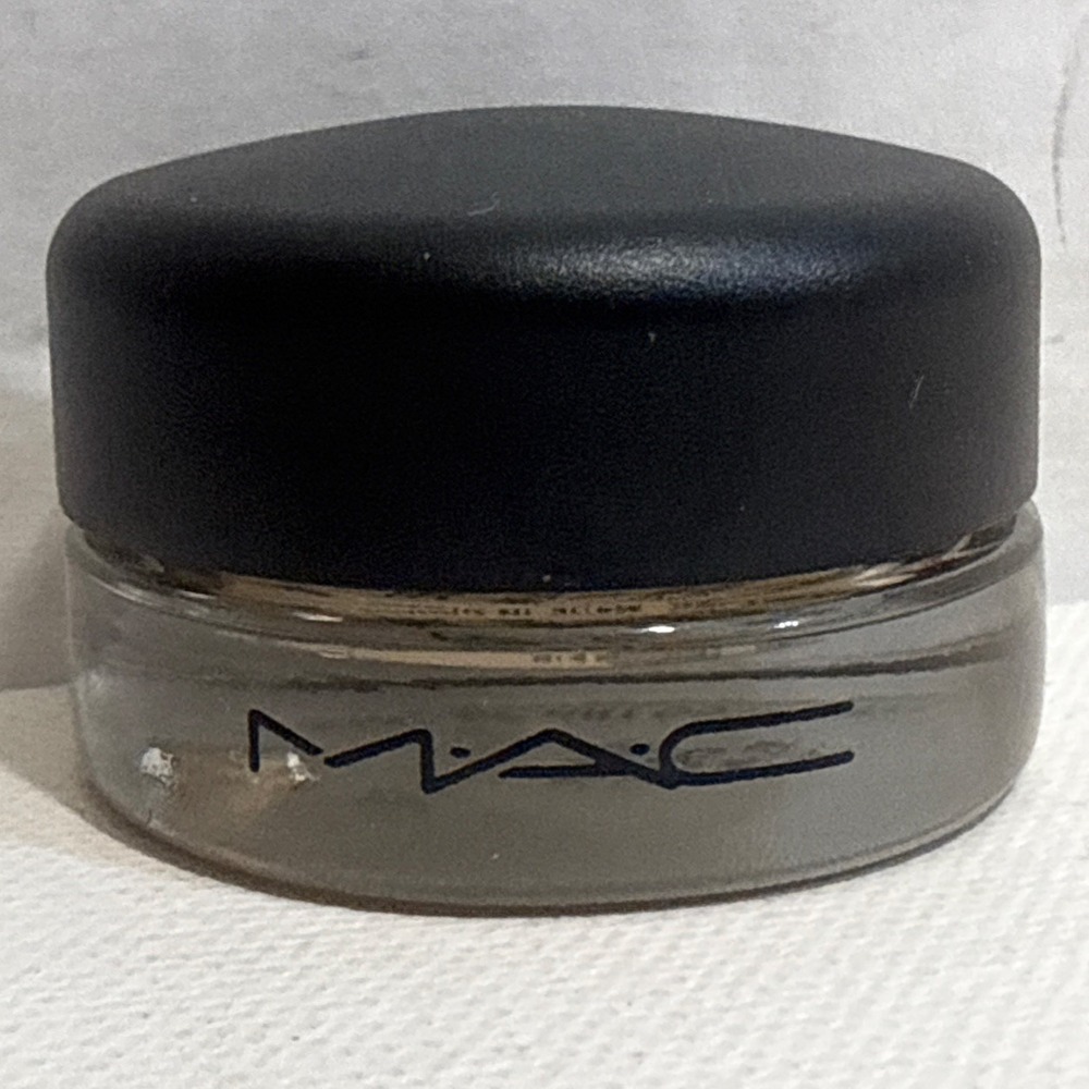 MAC Cosmetics Pro Longwear Paint Pot Soft Ochre New, No Box